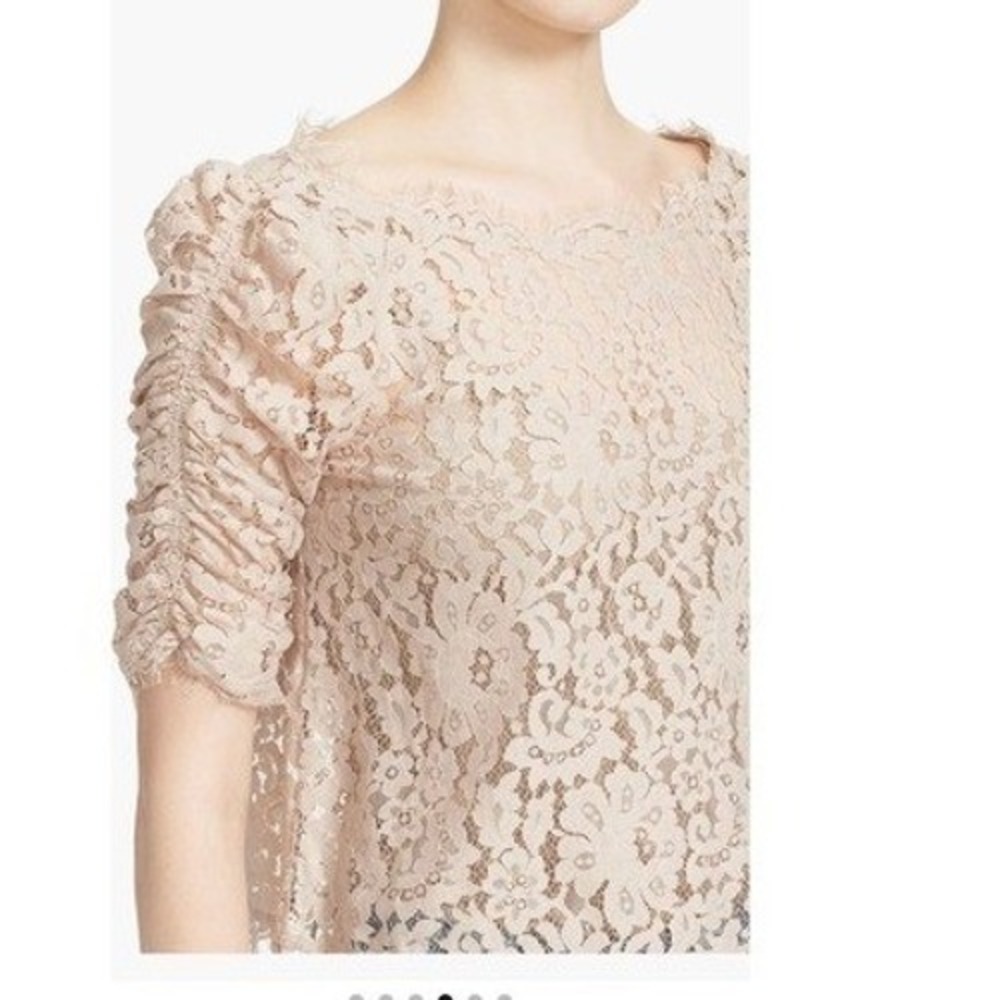 Women's Cute Cottage Lace Blouse Small